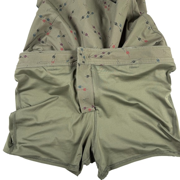 Eddie Bauer Adventurer 2.0 Stretch Skort Women's Size 10 Olive Green Arrow Print - Picture 7 of 9